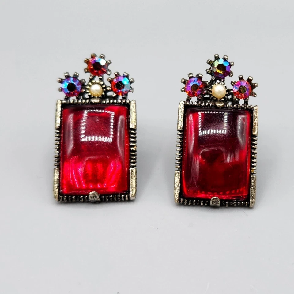 Pendientes de clip de plata rectangulares de diamantes de imitación vintage firmados por Selini Red Cab & AB Foto 2 de 4