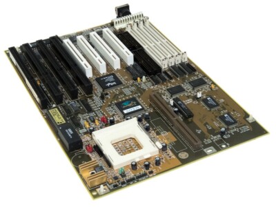 Mainboard SOYO SY-5TE2 SOCKET 7 FPM/EDO DRAM ISA PCI Baby-AT