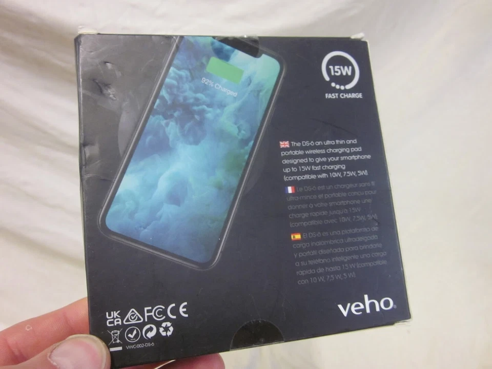 Veho DS-6 USB Type-C Wireless Charging Pad Black VWC-002-DS-6 - Image 2 of 3
