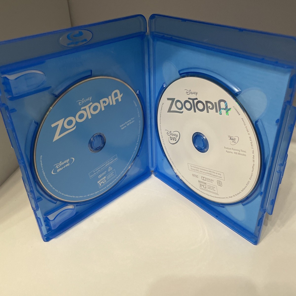 Disney Zootopia 2-Disc Set (Blu-ray, DVD) With Slipcover