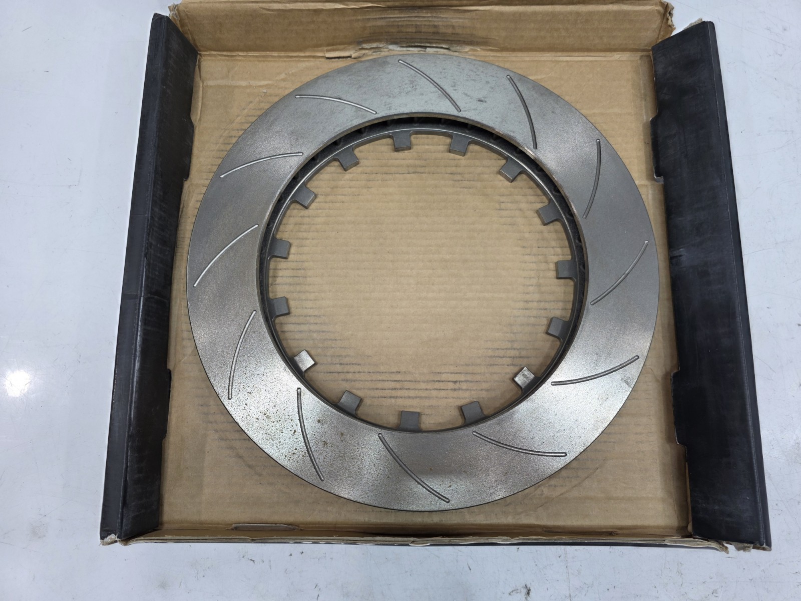 LAMBORGHINI HURACAN SUPER TROFEO REAR BRAKE DISC OEM 4TA698302C