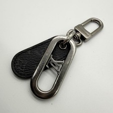 Louis Vuitton Monogram Eclipse LV Signature Chain M00927 Keyring Keyholder Charm
