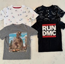 Boys 4T/5T T-Shirt Lot of 14 Graphic Tees Superhero, Dinosaur, Bundle