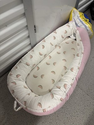 Baby Neugeborenenbett - rosa und sehr weich - gebraucht - vorher benutzt - gewaschen!