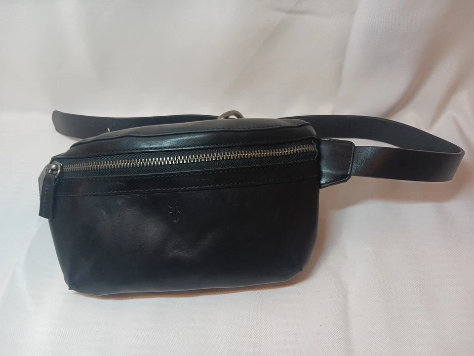 Frye Campus Hip Pack Belt Bag Fanny Black GENIUNE Leather “Saddle” Shoulder EXCE - Image 2 of 4