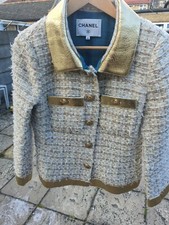 Chanel tweed Beige Gold Metallic Jacket. Size 38