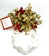 Christmas Mistletoe Kissing Ornament Faceted Krystals Acrylic Glittery Hanging