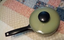 Vintage Sears And Roebuck 1 Qt.&nbsp; Sauce Pan With Lid Avocado Green GUC