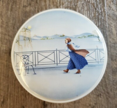 Villeroy & Boch ROMANTIC SEASONS No. 4 Luxenbourg Covered Trinket 