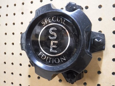 83-94 S10 BLAZER S15 JIMMY 89-93 S10 S15 TRUCK SENOMA CENTER CAP BLACK 1 KT261B