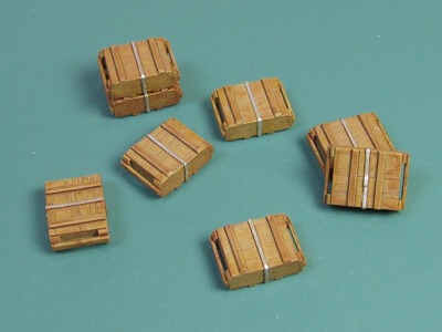MODERN RUSSIAN AMMO CRATES FOR AK-47 KALASHNIKOV 7,62mm AMMO #E036 1/35 EUREKA