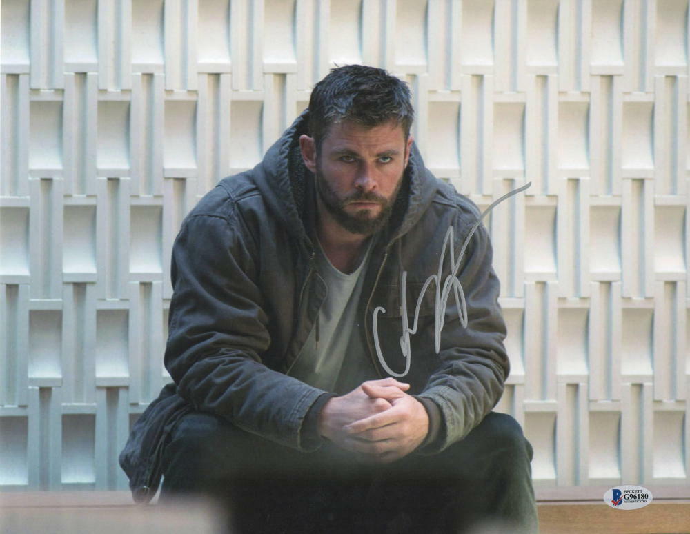 Thor Chris Hemsworth Autographed Gentle Giant Thor The Thor Chris Hemsworth Autographed Gentle Giant Thor The