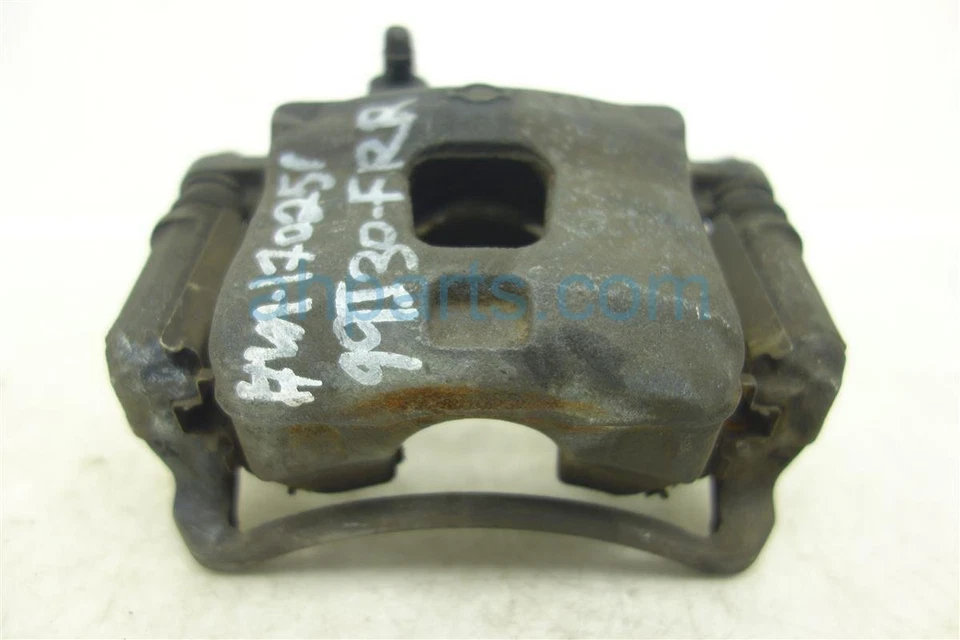 Pinza de freno delantero derecho Infiniti I30 1996 1997 1998 1999 pasajero 41001-88E02 Foto 2 de 4