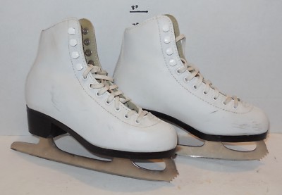 American athletic Shoe White Youth Size 3 Figure skates