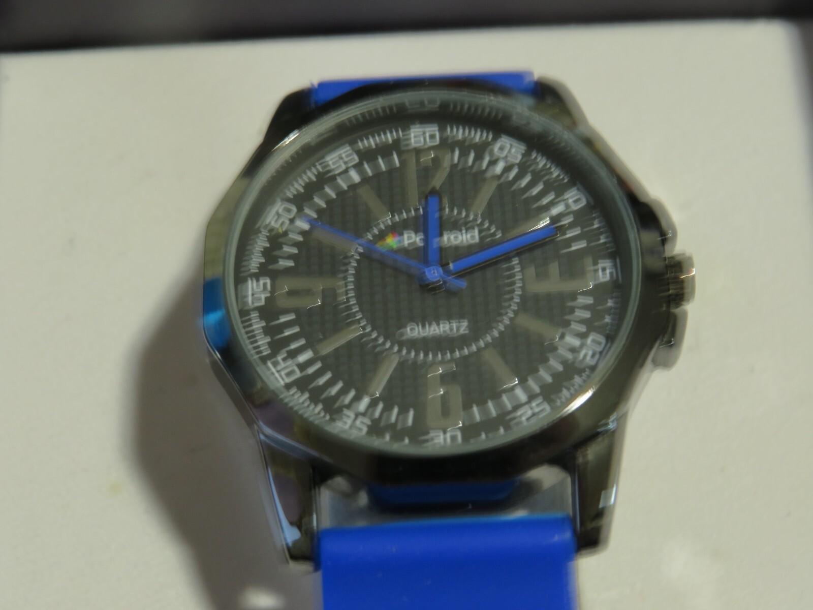 Polaroid Analog Quartz Watch Unisex Blue Strap Dial hands 
