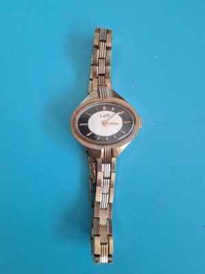 Luch Armbanduhr Damen Uhr Sowjetunion USSR Uhr alt Vintage  funktionstüchtig