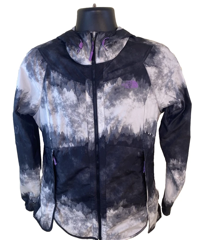north-face flyweight windwall jacket