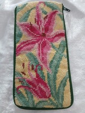 Vintage Embroidered Eye Glass Holder
