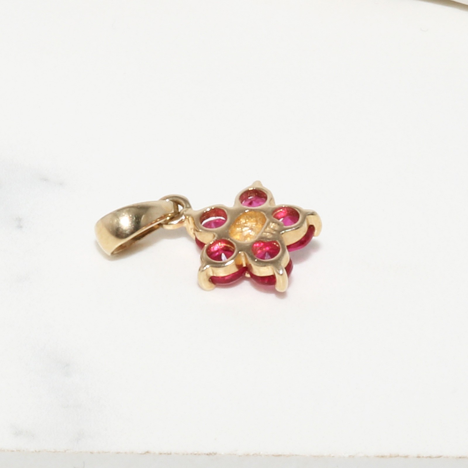 9ct Solid Yellow Gold Ruby Diamond Heart Pendant … - image 4