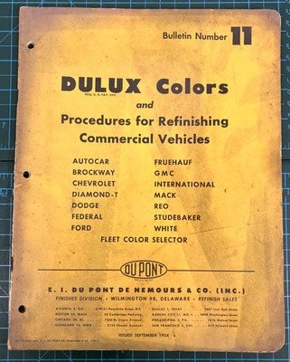 Vintage 1954 DuPont Dulux Colors Fleet Color Selector Paint Chip Bull. 11 Book