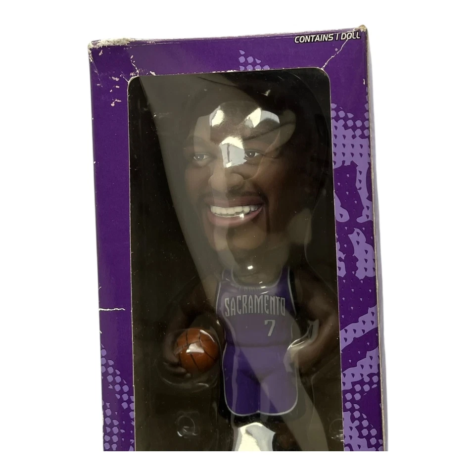 Sacramento Kings 2003 Bobblehead Doll - Keyon Clark #7 - Image 4 of 4