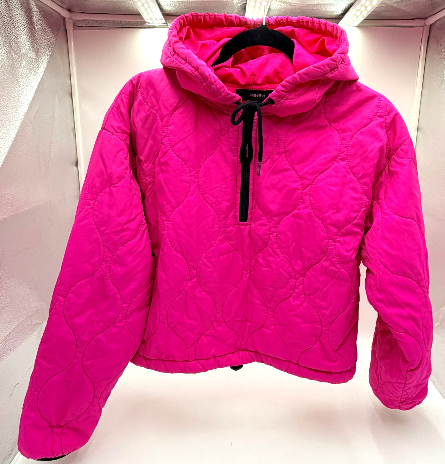 Forever 21 Women’s Pink Quilted Hooded Jacket Pullover Half Zip Small Pre Owned