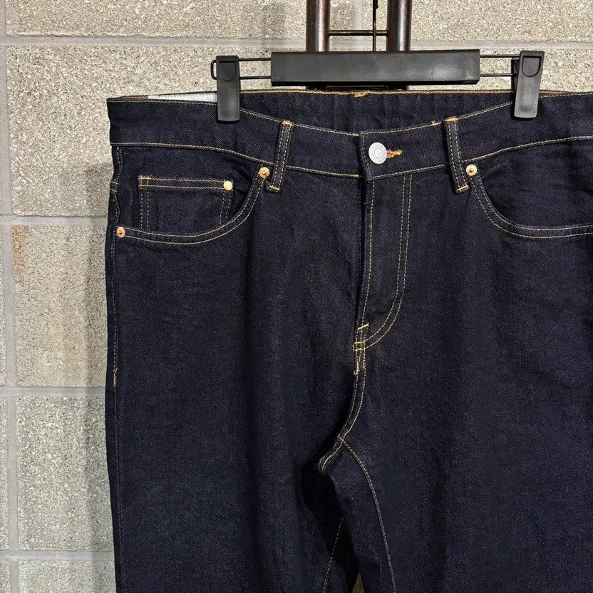 H&M Denim Pants Size 35 Blue Jean Casual Wear thumbnail 5