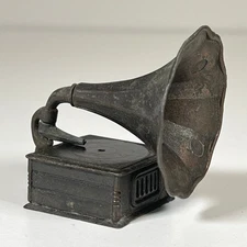 Durham Industries 1976 Diecast Miniature Mini Phonograph Gramophone Dollhouse HK