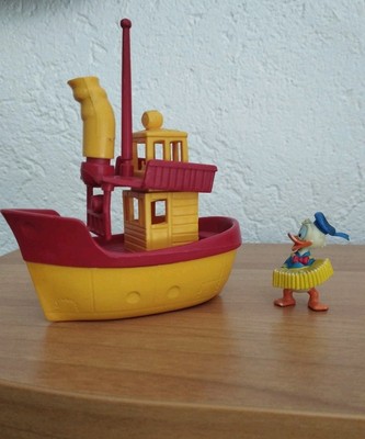 Boot Mit Donald Duck Maxi-Ei Ferrero Italien 
