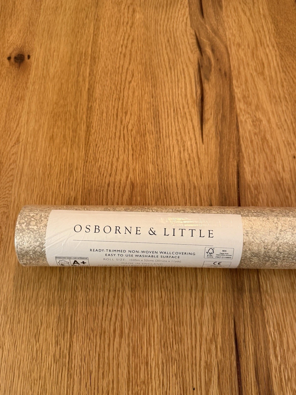 1 Roll Osborne & Little Oratorio Wallpaper CW6006-03 10.05m x 52cm - New 2