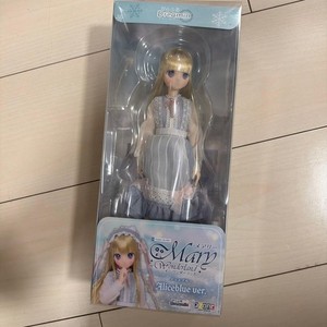 Azone Mary Mary in Wonderland