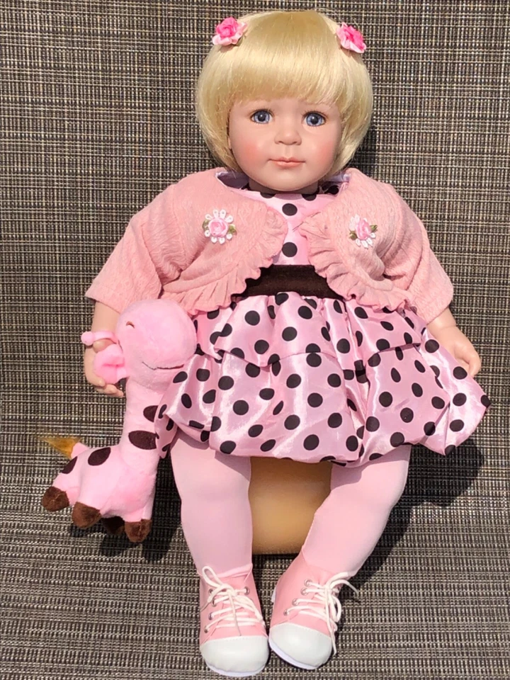 Charisma Brands Adora Toddler Time muñeca 20" rosa vestido Adora con lunares+más Foto 2 de 4