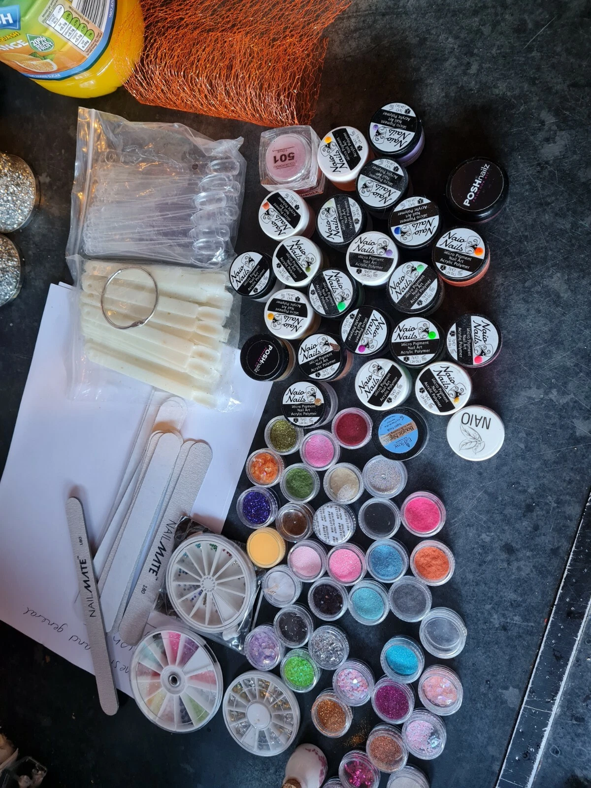 Acrylic nail bundle