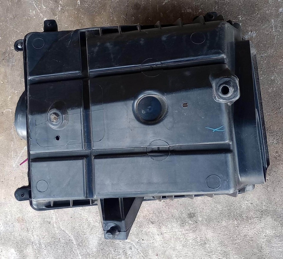 20172019 GMC Sierra 1500 Pickup Air Cleaner Intake Box eBay