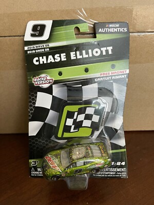 2018 Chase Elliott Kansas Race Win Mountain Dew 1:64 car NASCAR Authentics