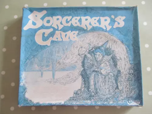 VINTAGE THE SORCERER'S CAVE BOARD GAME BY GIBSONS GAMES DATED  1982 - COMPLETE