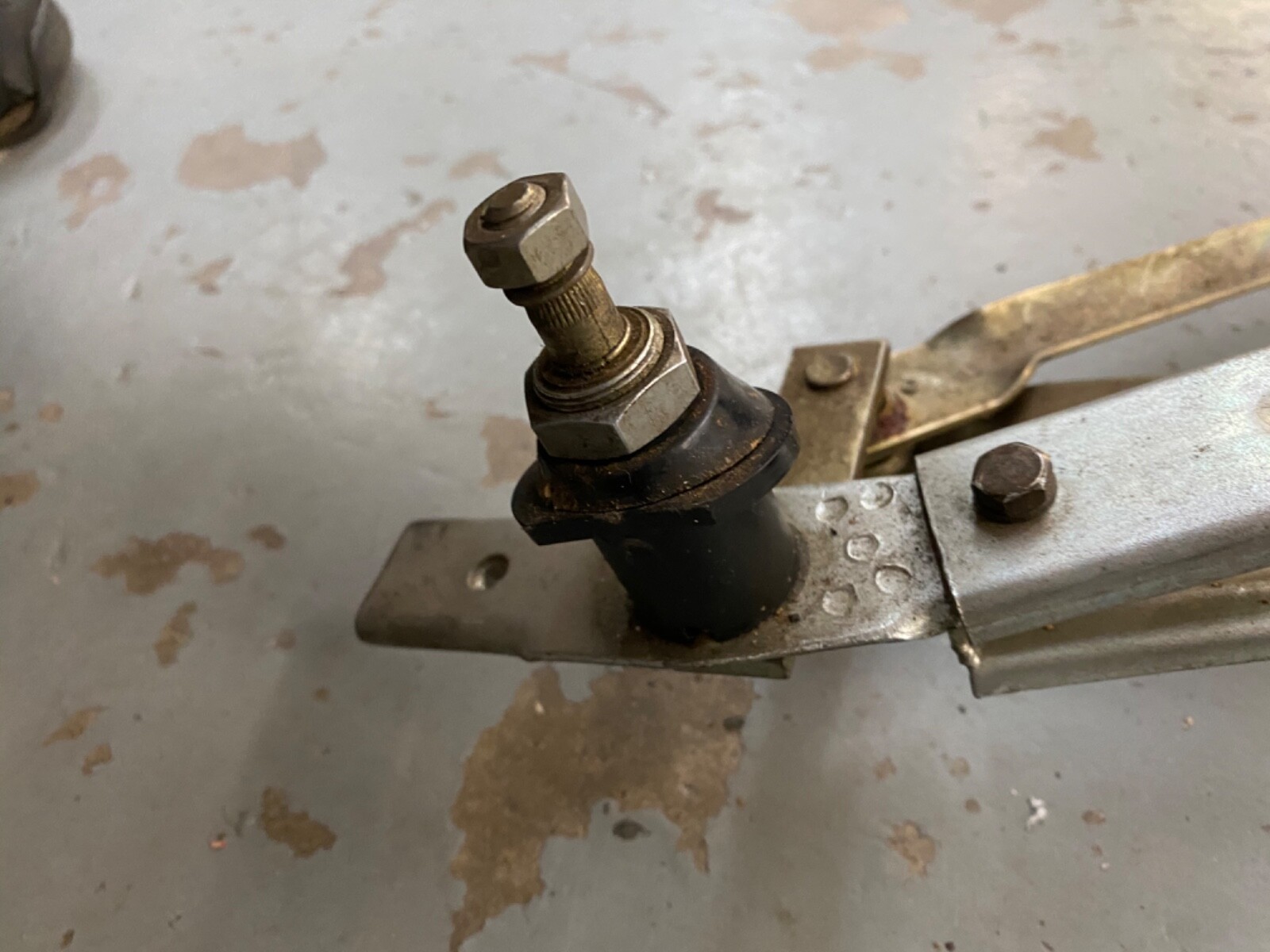 Ferrari 308 Mondial Windshield Motor_Actuator Arms_Assembly Unit  OEM
