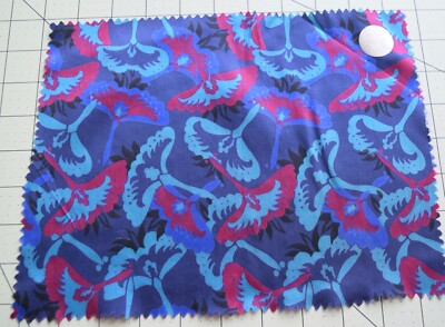 2915  Sm Pc antique 1920's printed tissue silk, 1 pretty salesman sample, fans