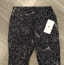 Fabletics High Waisted Solid 7/8 Leggings, Large, Script Logo, NEW