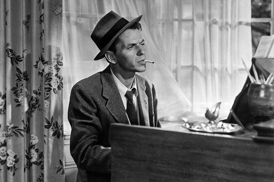 Frank sinatra smoking cigar lifestyle star wall art home decor - poster 20x30