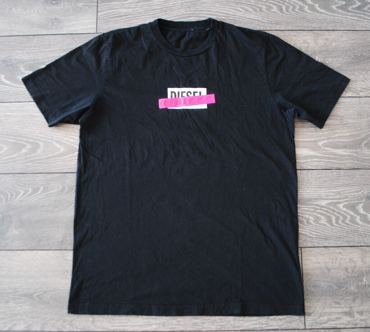 BLACK DIESEL T-SHIRT WITH PINK STRIP COTTON SIZE MENS LARGE BLACK
