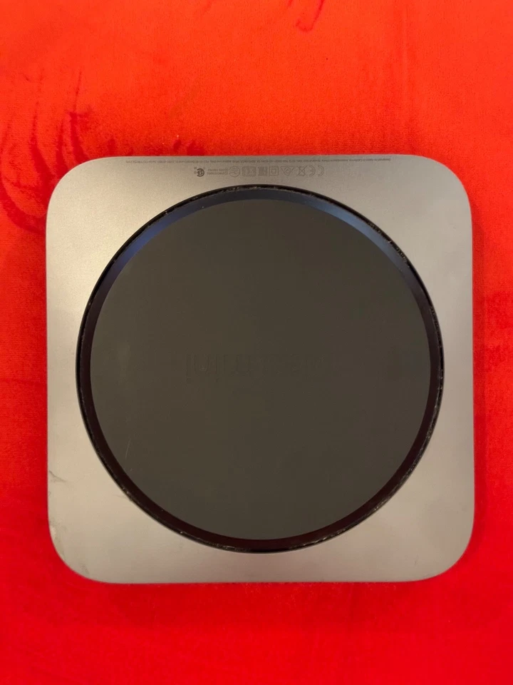 Apple Mac Mini (2018) - Intel i7 512GB SSD & 8GB RAM Grey in Great Condition - Image 2 of 2