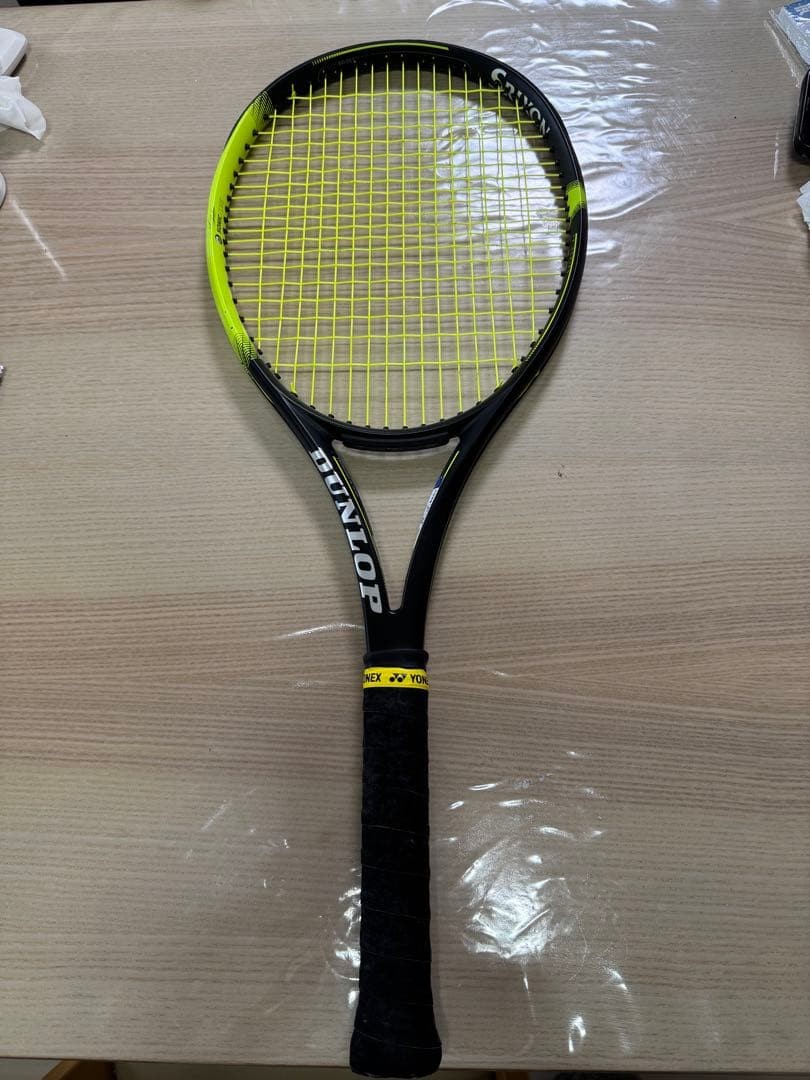 DUNLOP Srixon tennis racket