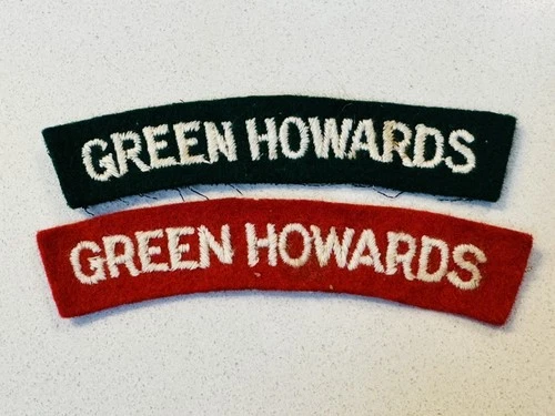 2 WW2 GREEN HOWARDS INFANTRY REGIMENT Military Army Shoulder Title Badges