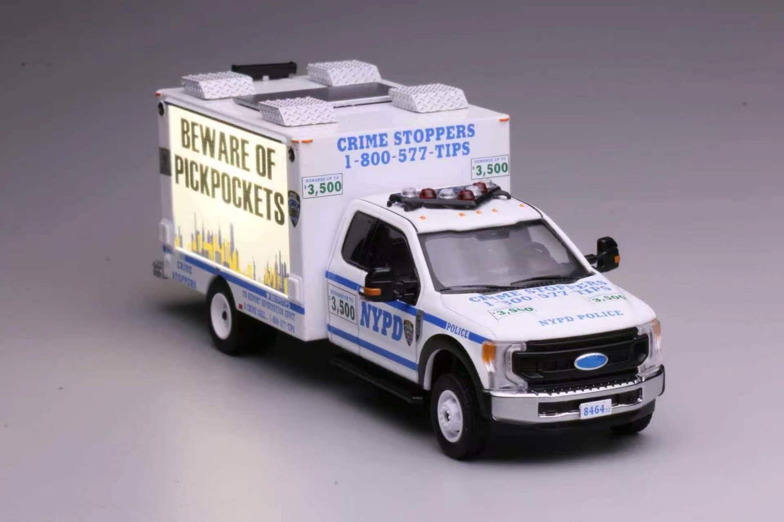 596 1:64 F550 New York City Public Safety Promotion Truck Diecast Collect Car