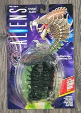 Vintage 1990's Kenner Aliens SNAKE Alien Figure Mint on Card MOC PRISTINE CLEAR!