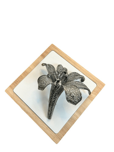 Unmarked 3D floral orchid brooch antique silver