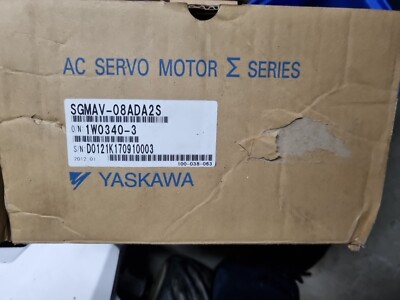 1PCS Neu Yaskawa Servo Motor SGMAV-08ADA2S new old stock