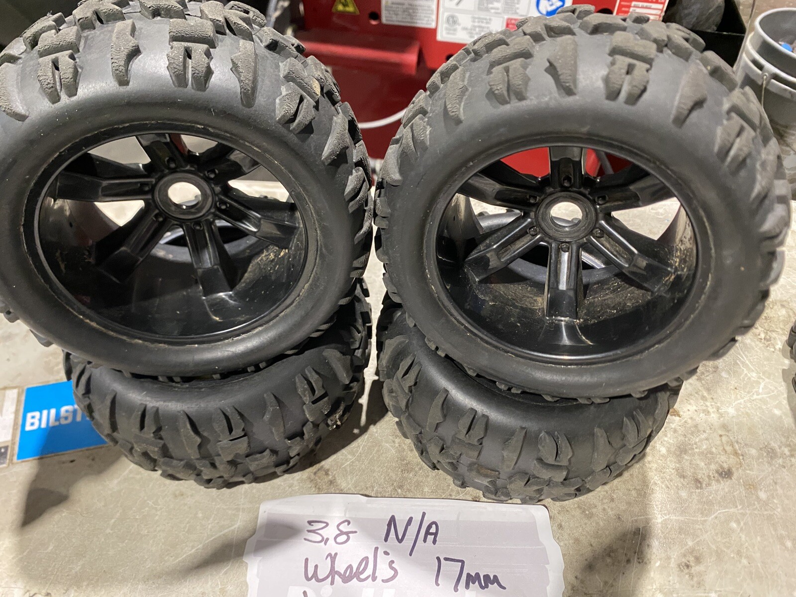 4x  RC Monster Truck Off Road Tires Hex 17mm Wheels Traxxas,Arrma And Hpi