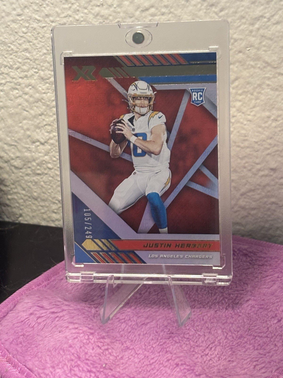 2020 PANINI XR FOOTBALL JUSTIN HERBERT #103 ROOKIE RED PARALLEL 105/249 CHARGERS